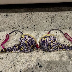 Victoria’s Secret sexy little things 34B